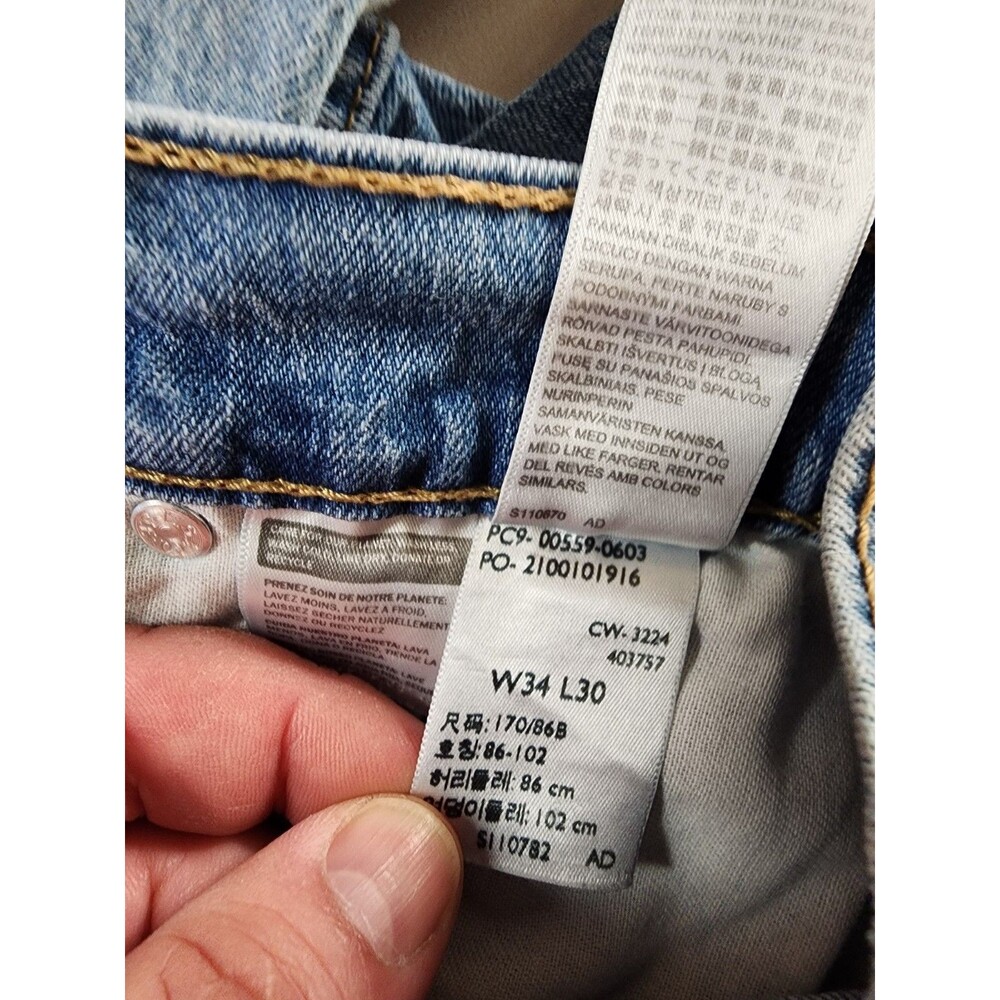 Vintage Levi's 559 Jeans Mens 34x30 Blue Light Wash Straight Relaxed Denim